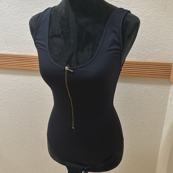 Vince Camuto Black Fitted Sleeveless Bodysuit Size L - Picture 5 of 8